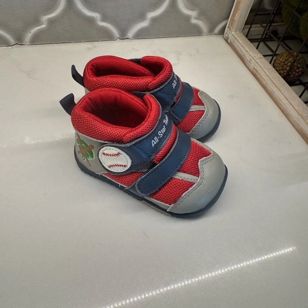 Toddler boy rubber sole shoes size 4 1/2